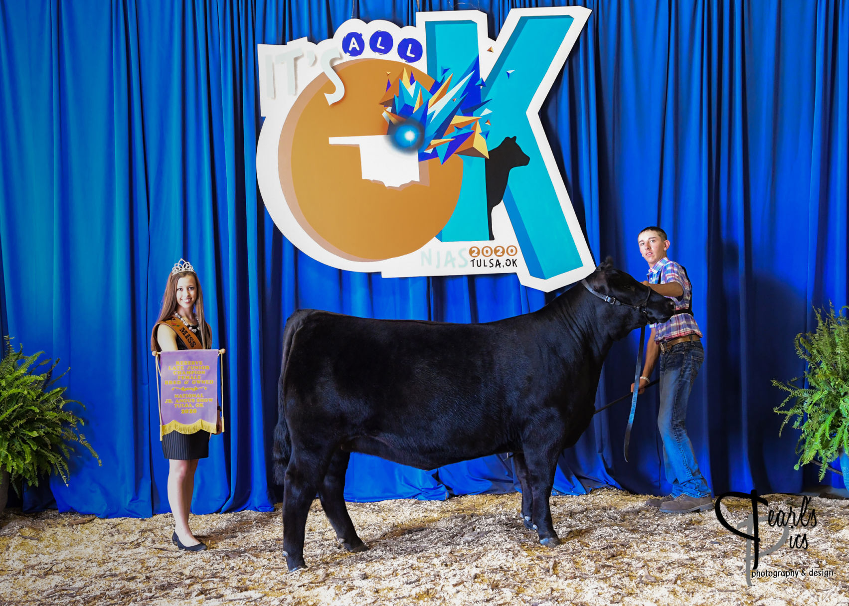 Coffland awarded Reserve Junior Champion Heifer at Junior Angus Show
